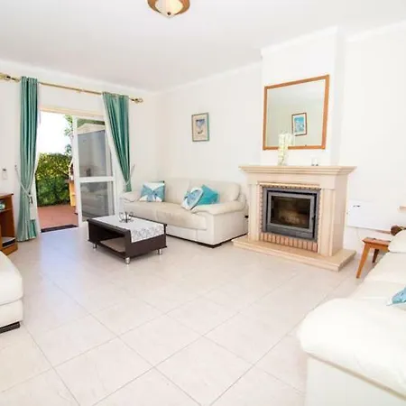 Oasis Parque 187 別荘 *